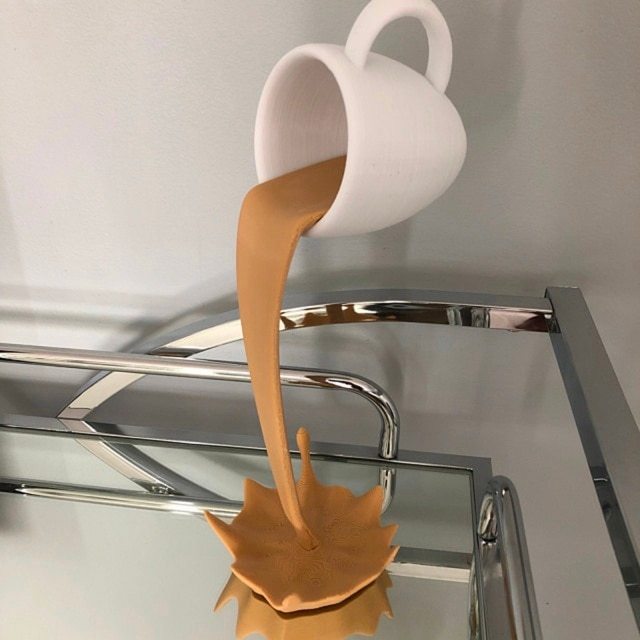Floating Coffee Cup Sculpture – Creative Pouring Coffee Mug Ornament for Kitchen & Home Décor